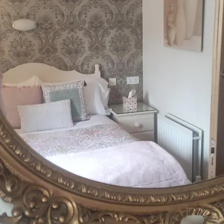 Ashleigh House Guest house 2*