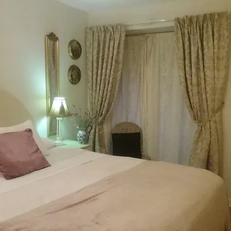 Guest house Ashleigh House 2*