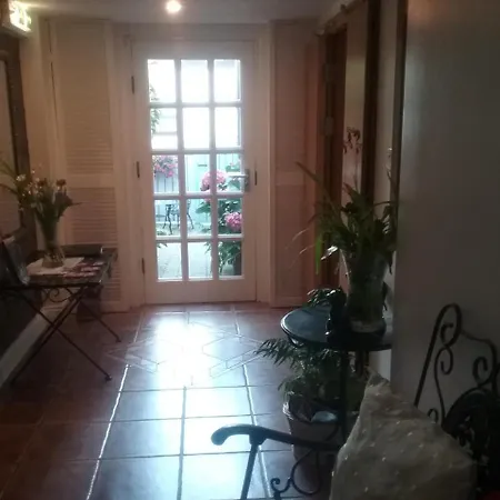 Guest house Ashleigh House 2*
